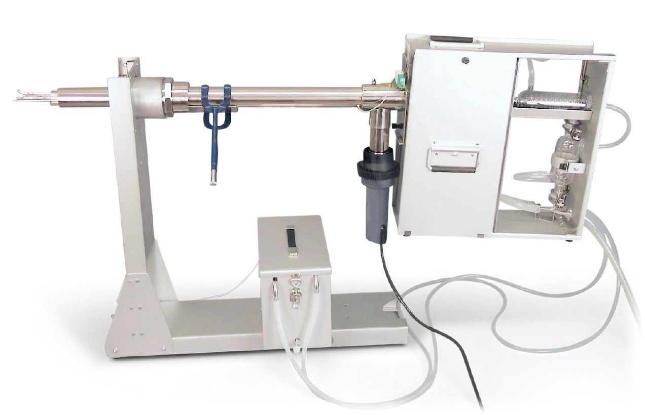 The EVA Light dioxin sampler with the probe on a stand and the sampling cabinet