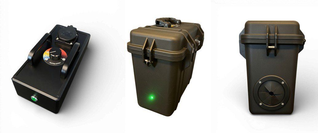 The P-REG 200 power regulator and its transport case